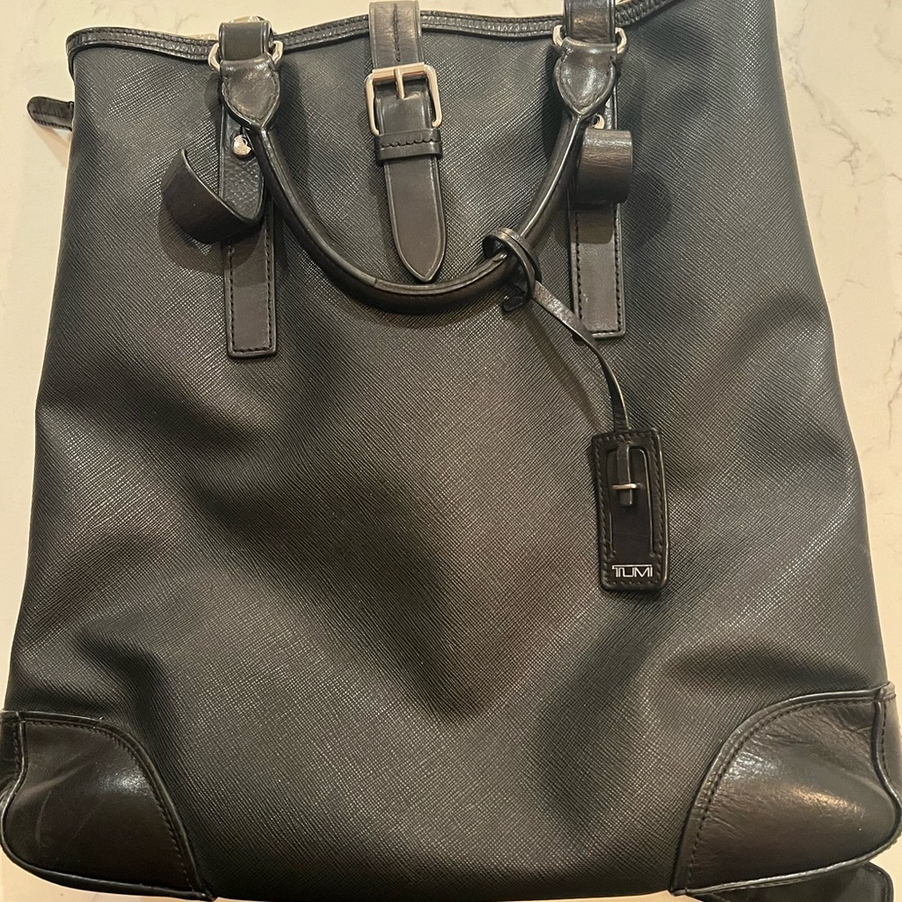 Tumi laptop sleeve messenger bag
